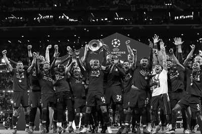 曼城再度展示无敌控球体系