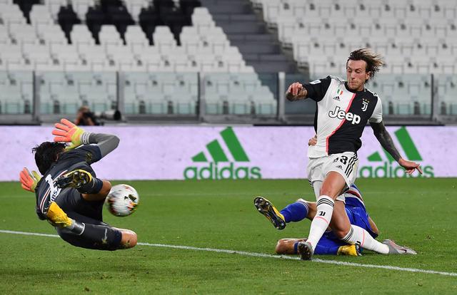 喜忧参半：队报盘点法国国脚们近一个月的表现（起伏并存：队报盘点法国国脚近一个月的发挥）