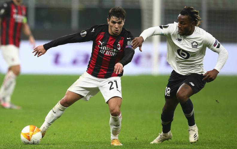 英超联赛周最佳球员：费尔南德斯获得满分10分（英超周最佳出炉：费尔南德斯获评满分10分）