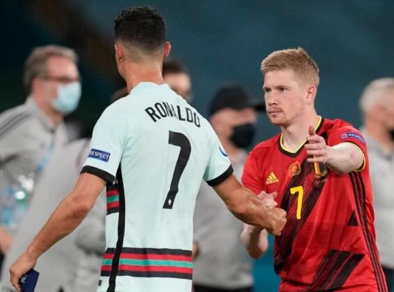 费利佩：这个赛季很遗憾在关键时候犯了错误，要好好总结（费利佩：关键时刻失误成憾，赛季需认真复盘）