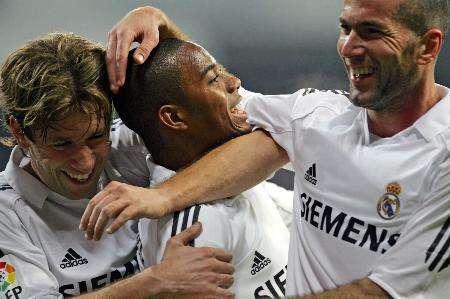 伊尔迪兹：胜利永远属于全队，我很高兴能为戴维送出助攻（伊尔迪兹：胜利归全队，能为戴维送上助攻让我很开心）