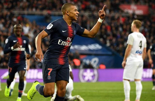 莱切2-1都灵，班达、拉萨纳-库利巴利建功（班达、拉萨纳-库利巴利破门，莱切2-1力克都灵）